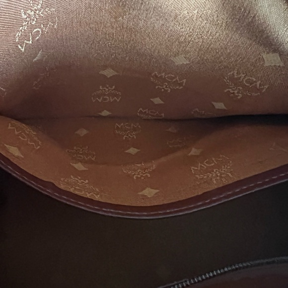 MCM Leather-Trimmed Visetos Boston Tote Bag Authentic EUC  + unbranded dust bag - Picture 16 of 16